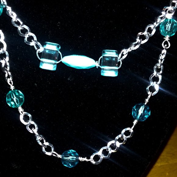 Layered Necklace - Picture 2 of 4